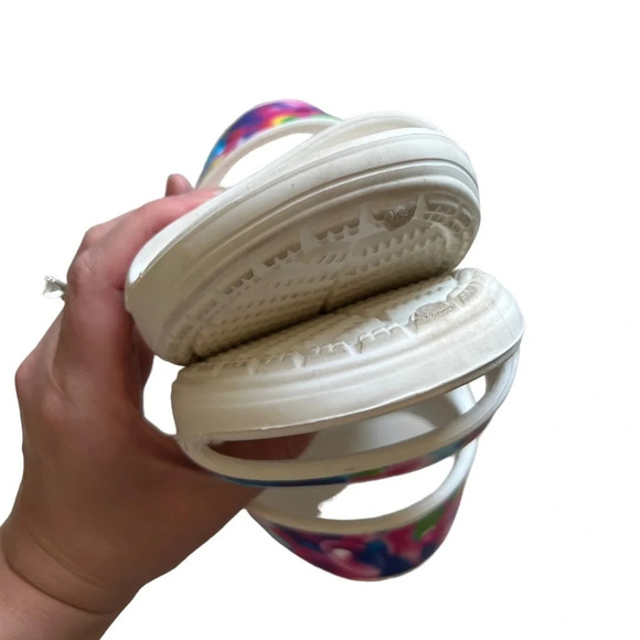 Crocs • Solarized Tie Dye Sandals - Picture 7 of 9